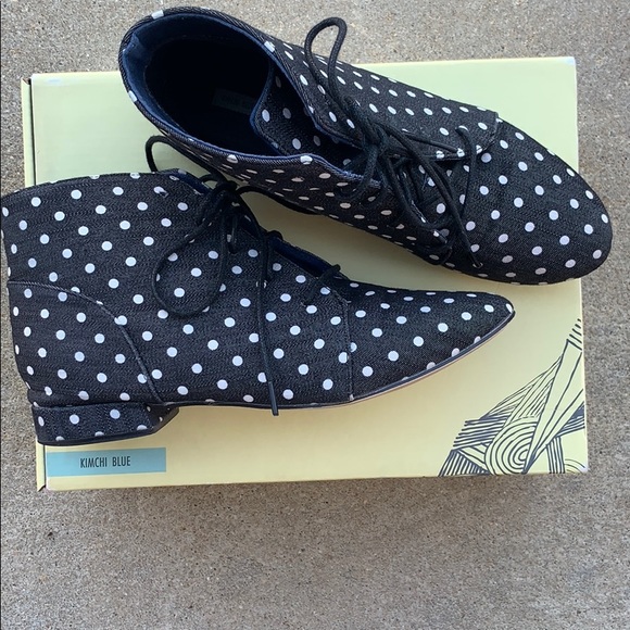 Kimchi Blue polka dot ankle booties - Picture 2 of 12